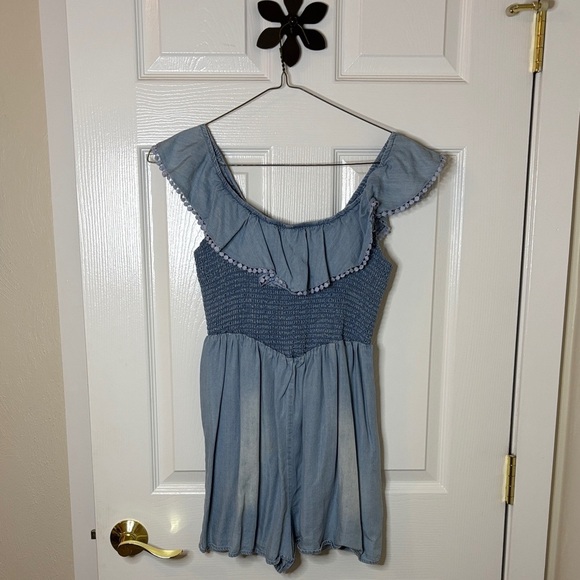 Altar'd State Dresses & Skirts - Altar'd State Blue Ruffled Top Waffled Stretch Bodice Romper Size Medium